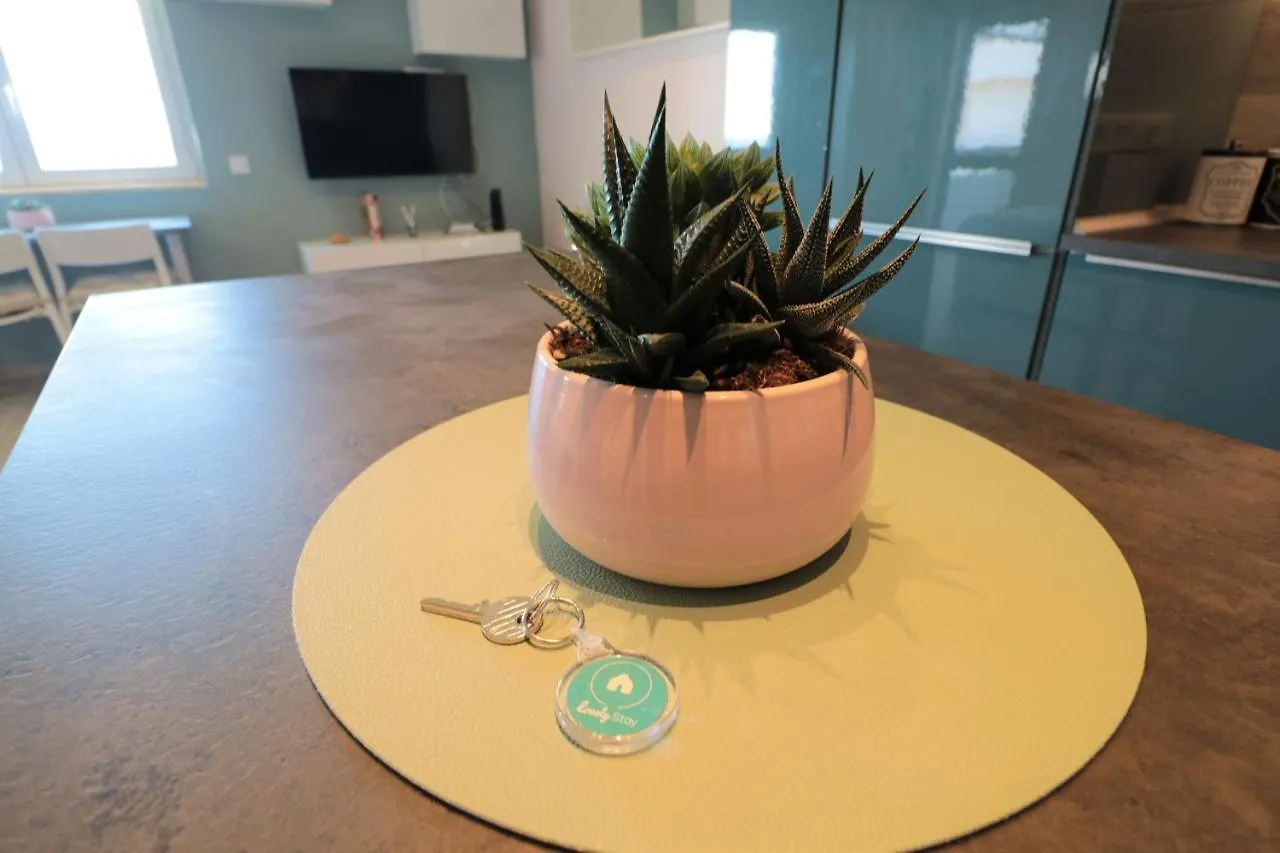 Lovelystay - Mariana'S Blue Portimao Apartment