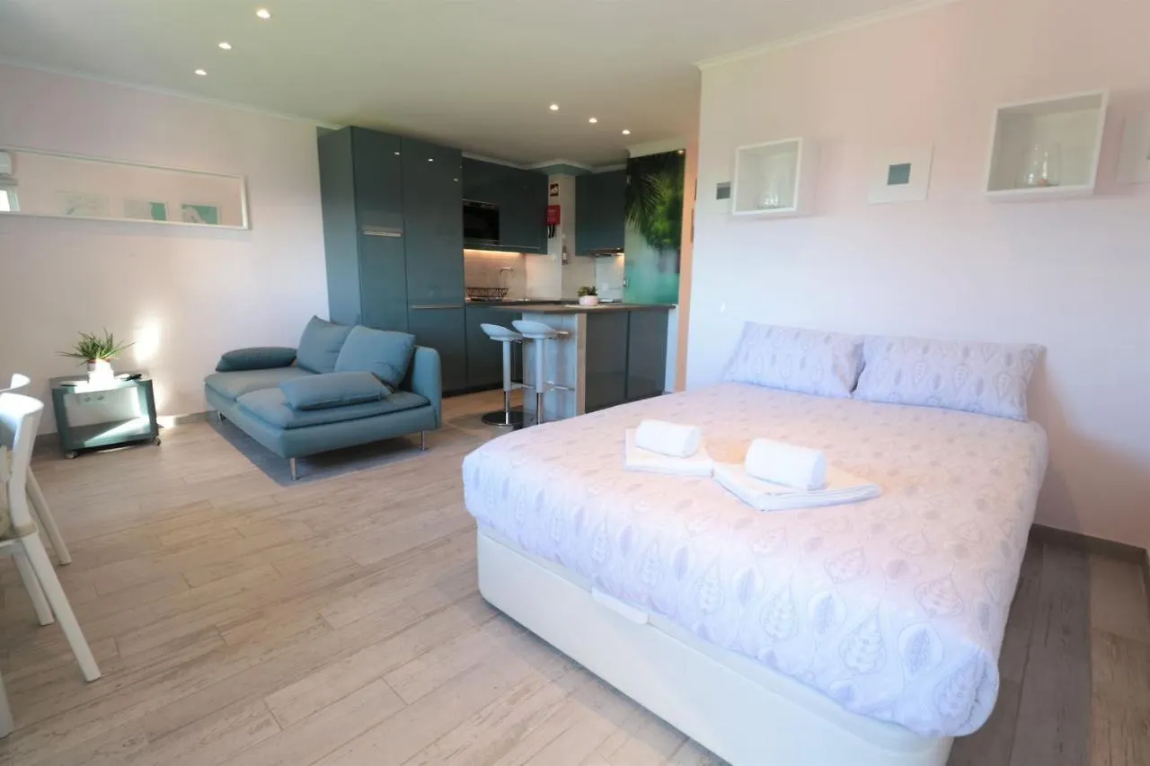 Lovelystay - Mariana'S Blue Portimao Apartment